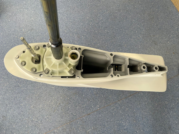 YAMAHA F300 F250 F225 Lower Unit - Image 4