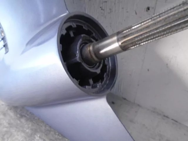 Yamaha 150-175-200hp Lower Unit - Image 4